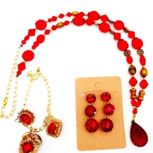 247NEB123. Handmade 3-pc. Red Vintage Necklace Set